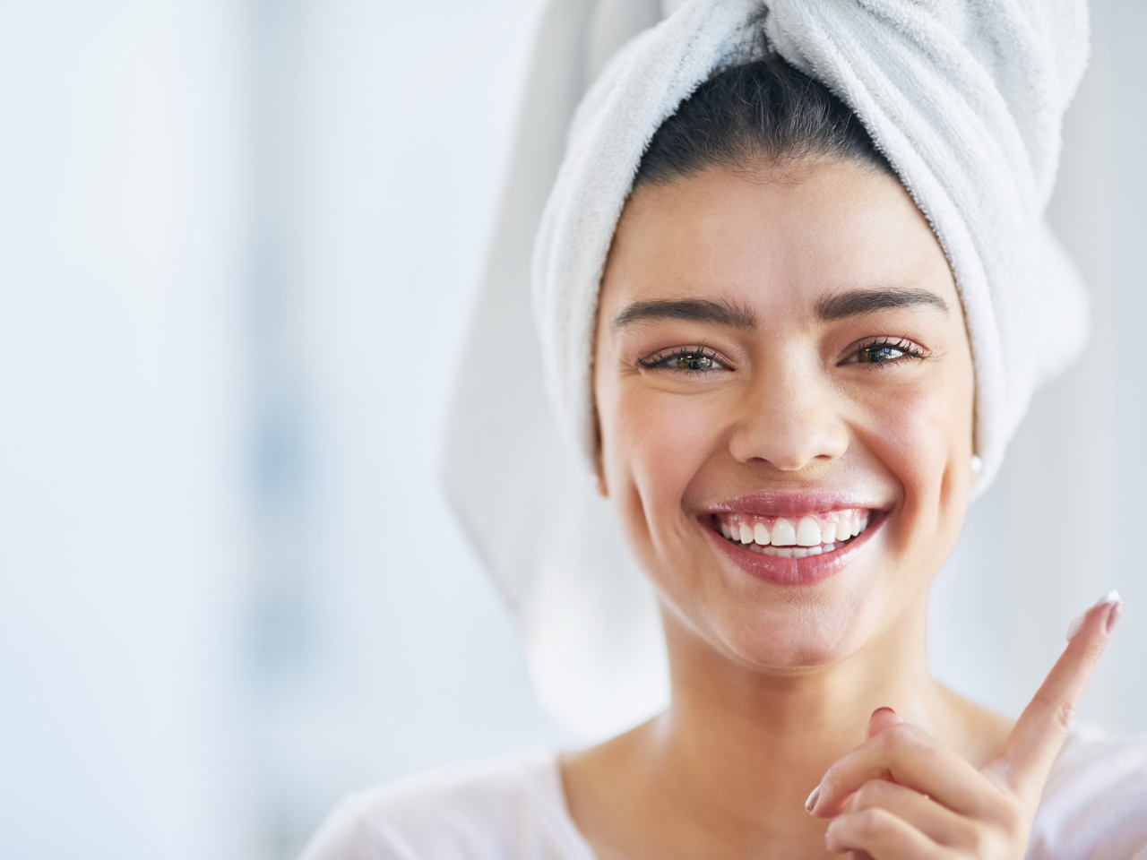 Skin Brightening Peel Treatment: Reveal Radiant, Glowing Skin Naturally